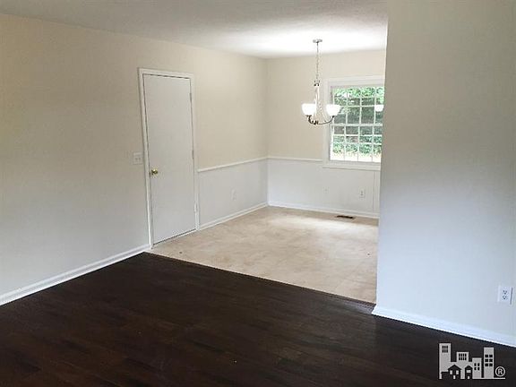 2nd image of 4849 Sandy Ct