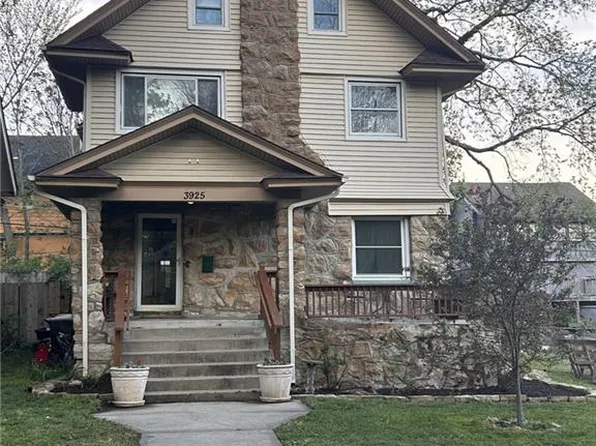 3925 Manheim Rd, Kansas City, MO 64110