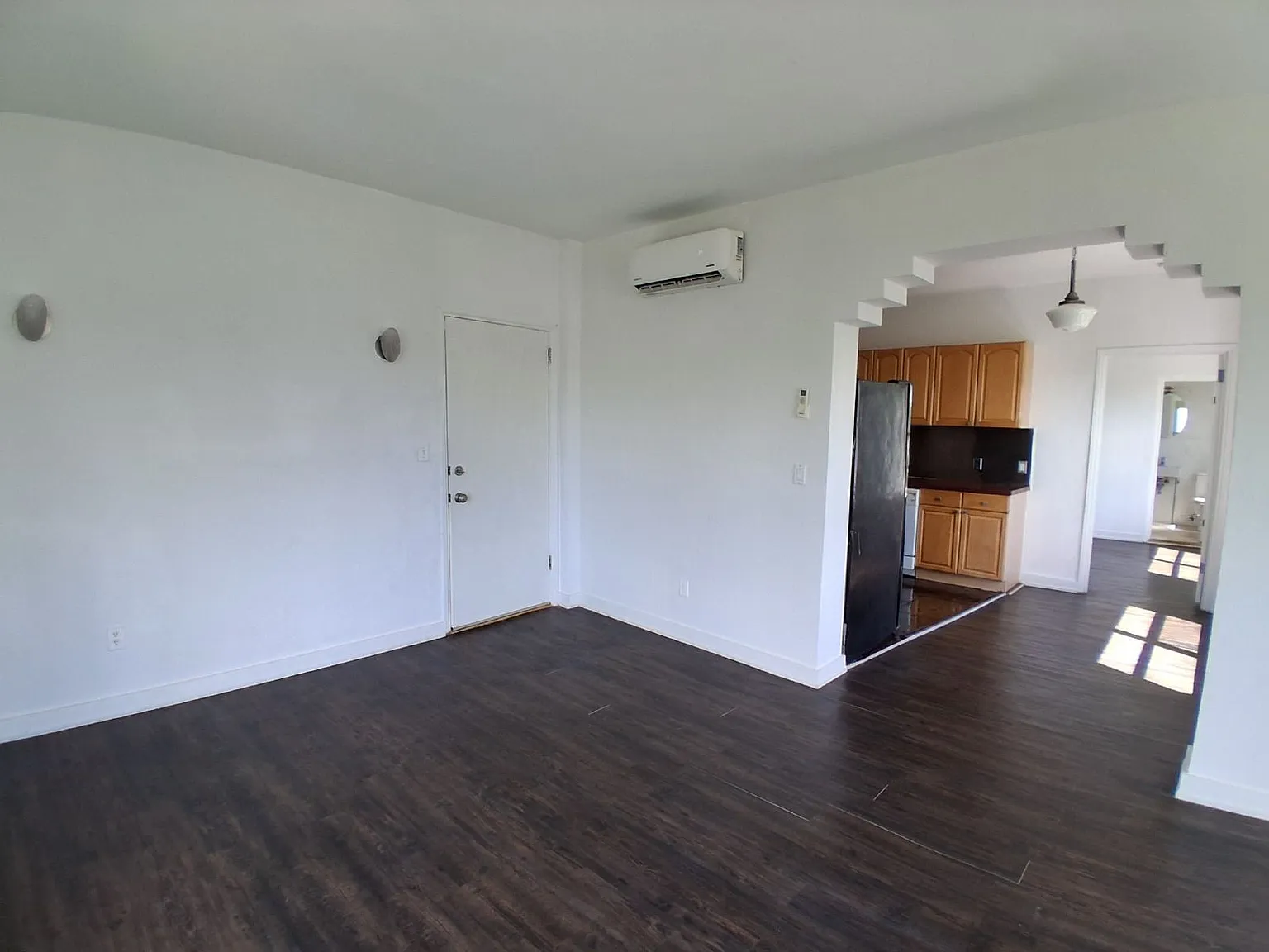 4035 Meridian Ave — Photo 3