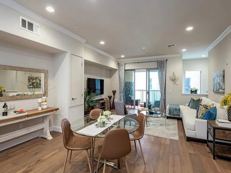 Model Dining Room, with open floorplan integrating into living room.