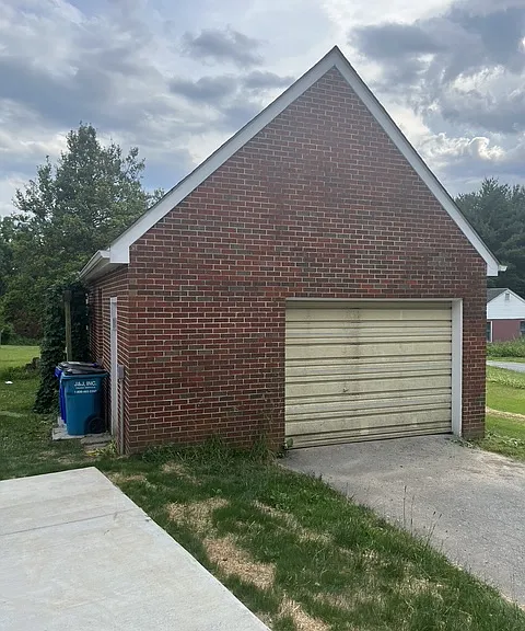 8115 Ball Rd — Photo 8
