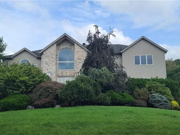 31 Lowell Drive, New City, NY 10956