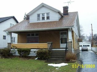 5155 Cato St, Maple Heights, OH 44137