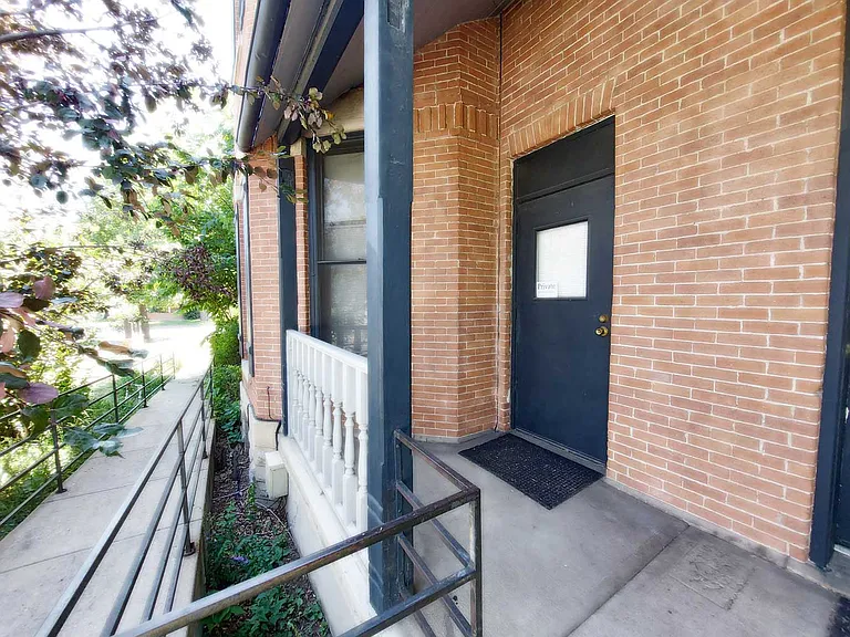 334 E Mulberry St #1 — Photo 7