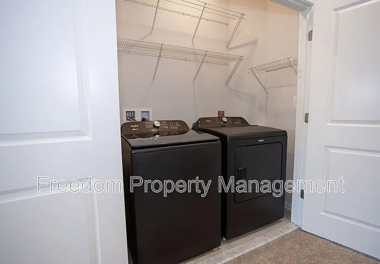 9365 Barnes Loop — Photo 53