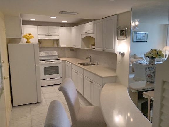 5th image of 2840 S Ocean Blvd APT 421