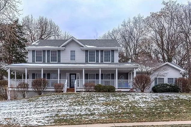 373 Edgar Rd photo 1