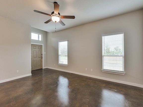 2nd image of 4052 Shiloh Ct