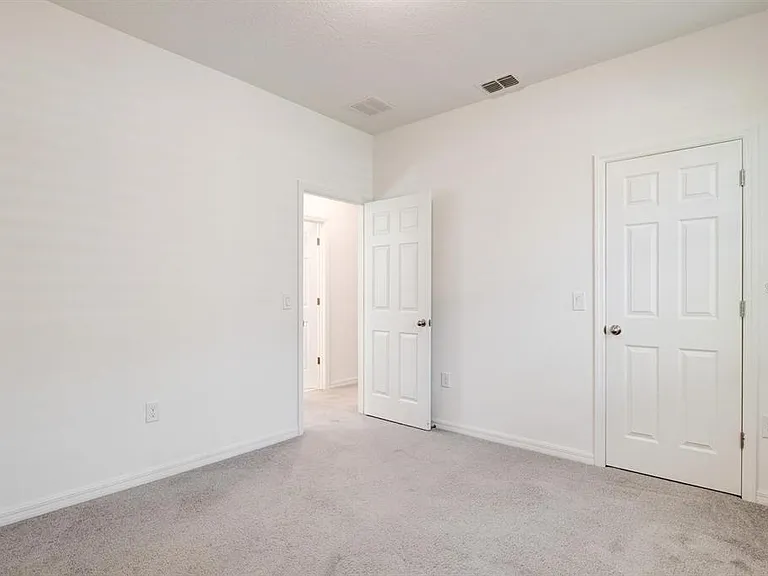 14704 Seton Creek Blvd — Photo 38