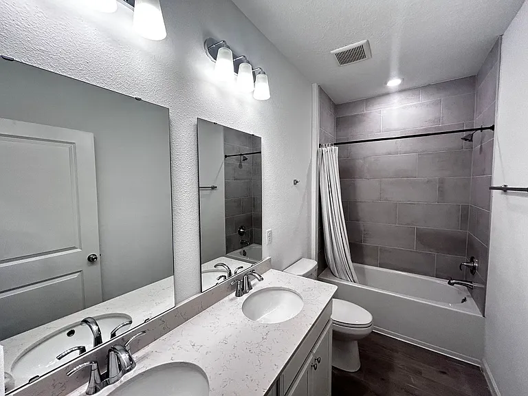 23 Lake Sinclair St — Photo 23