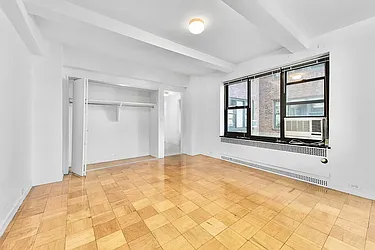 Rented by Manhattan Realty Group