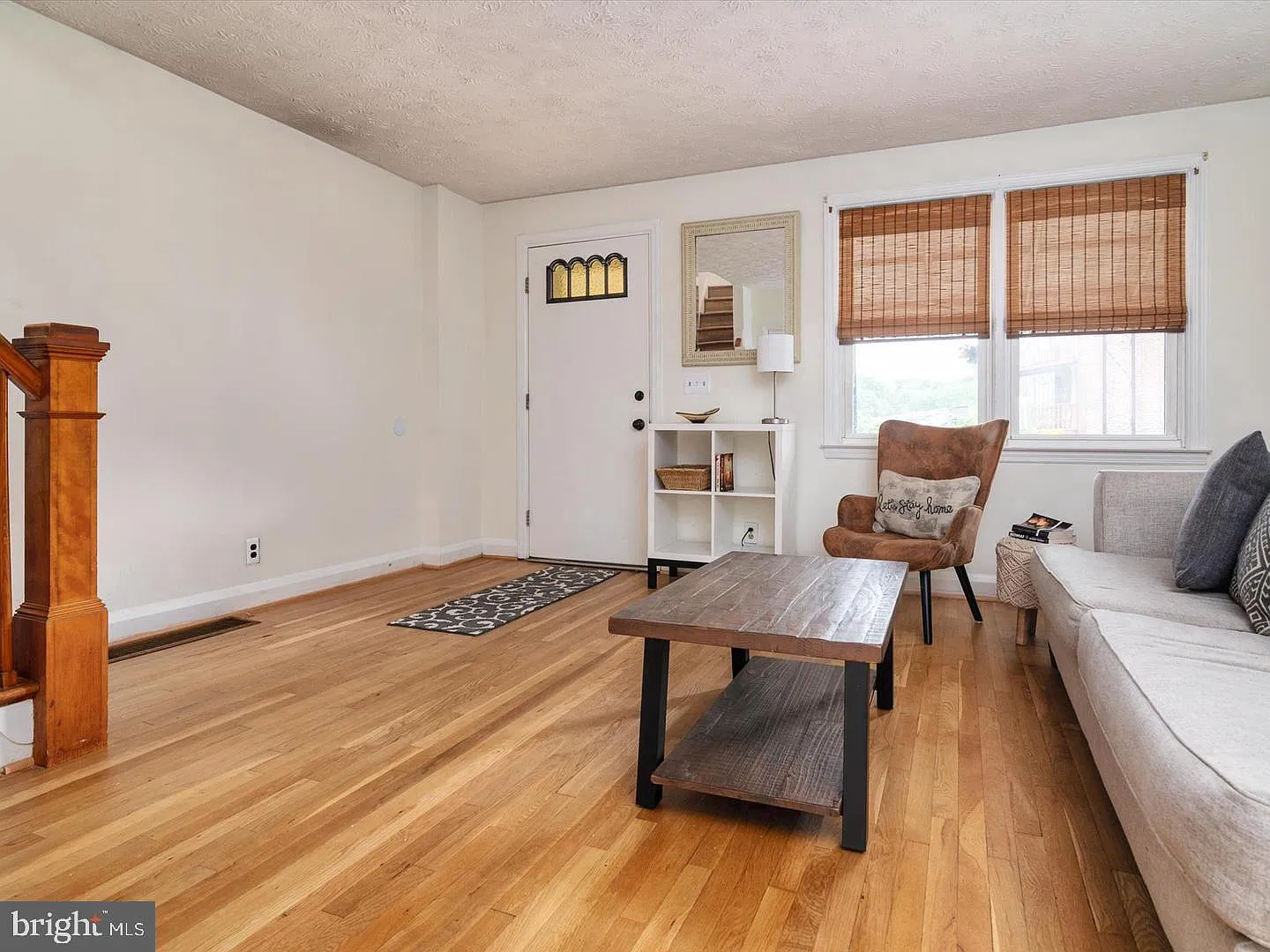 3 bed, 1.5 bath, 1088 sqft, $1,900 — Photo 3
