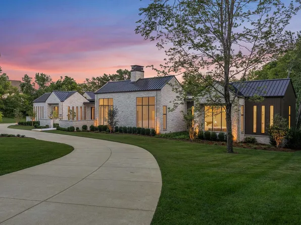 6315 E Valley Rd, Nashville, TN 37205