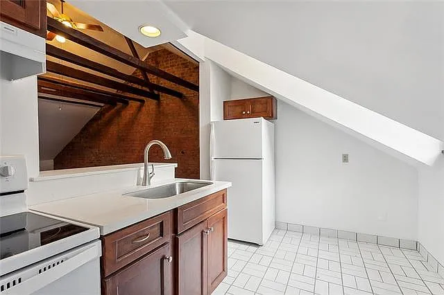 622 Dauphine St #UPPER — Photo 7