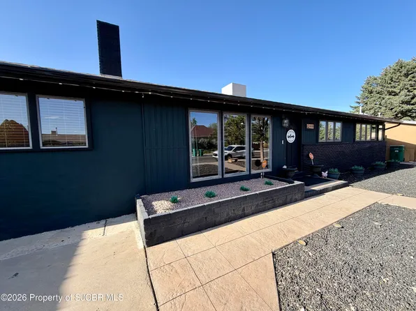 608 E 15th St, Farmington, NM 87401