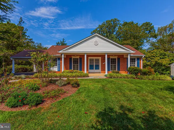 15316 Delphinium Ln, Rockville, MD 20853