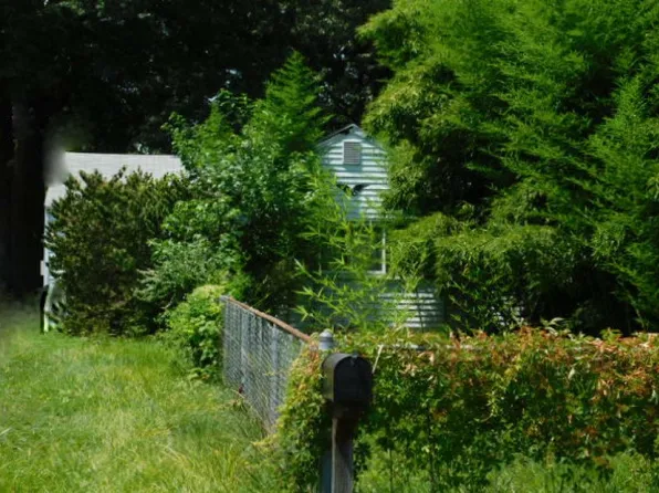 4 S Essex Ave, Baltimore, MD 21221