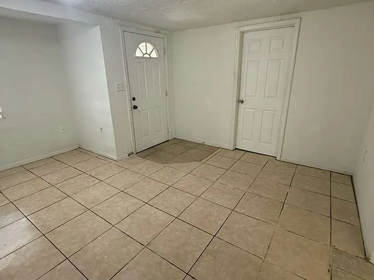 4638 America St — Photo 11