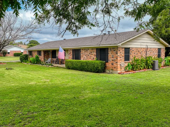 6873 Stephenson Levy Rd, Burleson, TX 76028