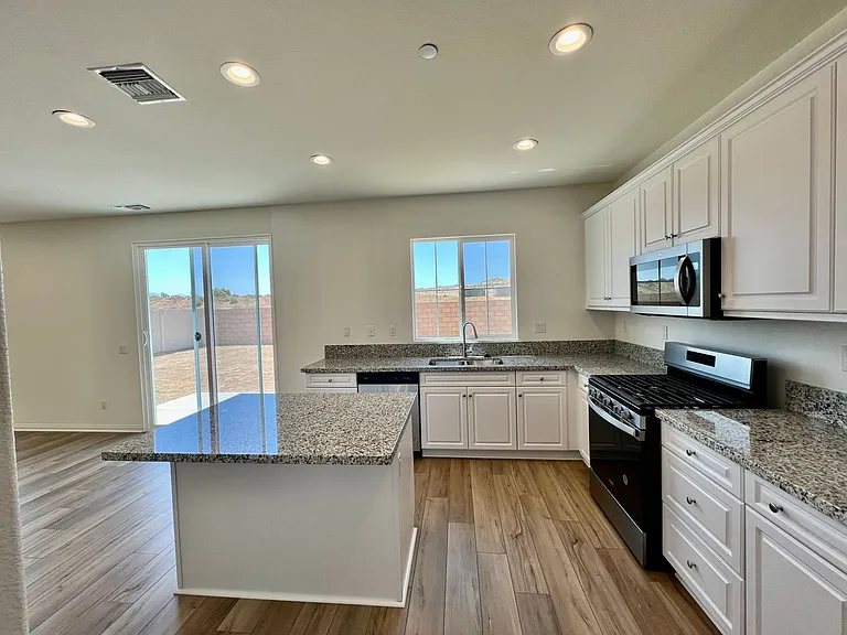 9629 Mondrian Ln — Photo 2
