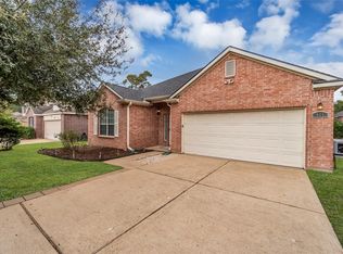 951 Fife Dr, Conroe, TX 77301