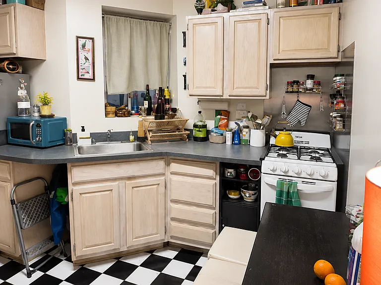 462 E 115th St #3B — Photo 3