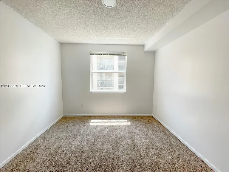 17150 N Bay Rd #2602 — Photo 18