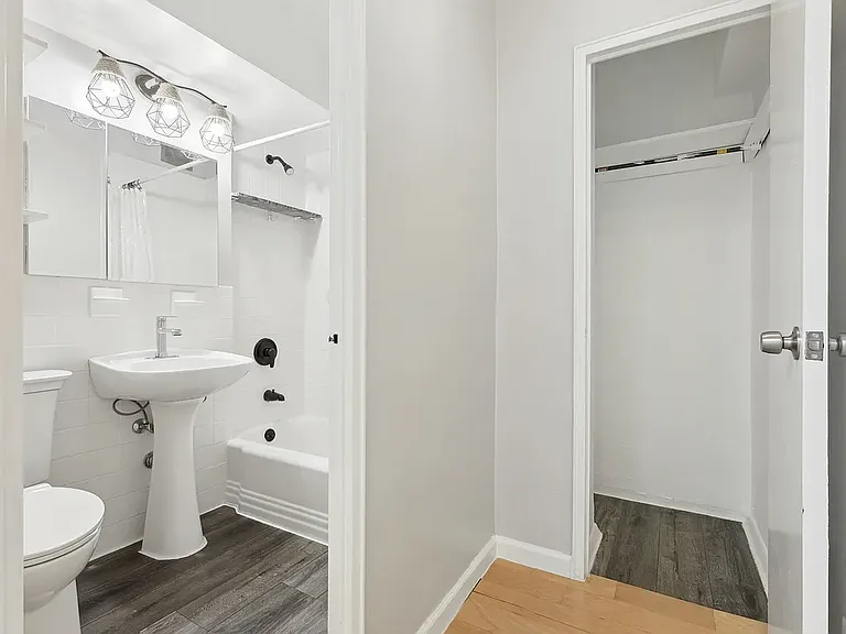 210 E 36th St #6C — Photo 7
