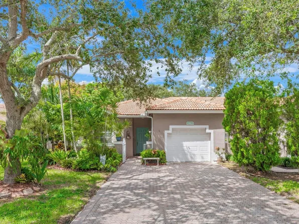 2561 E Aragon Boulevard #1, Sunrise, FL 33313