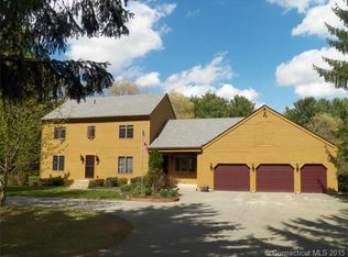 86 Cady Rd, Putnam, CT 06260