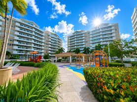 9550 Daaz Way, Carolina, PR