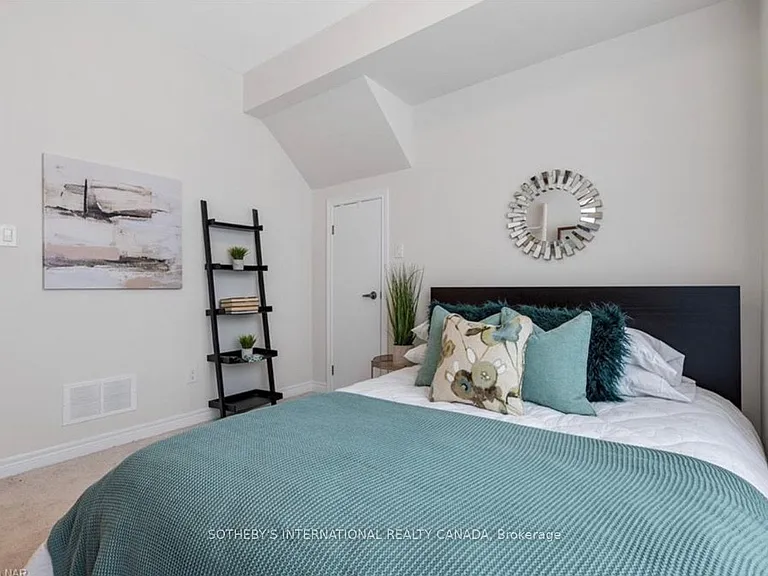 218 Law Dr — Photo 10
