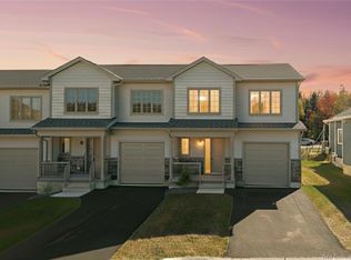 2 Huntingdon Cir, Fredericton, NB E3B0L9