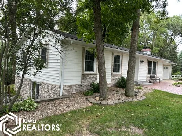 2408 River Oaks Dr, Iowa Falls, IA 50126