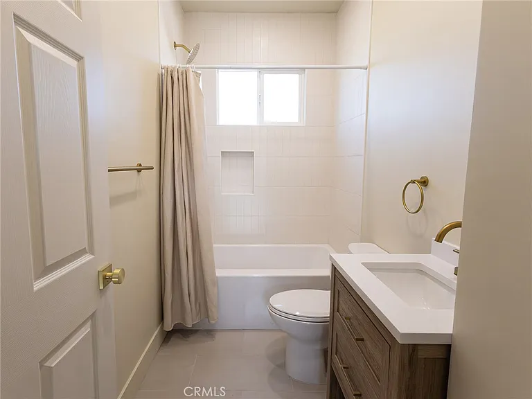 8434 Gothic St — Photo 13