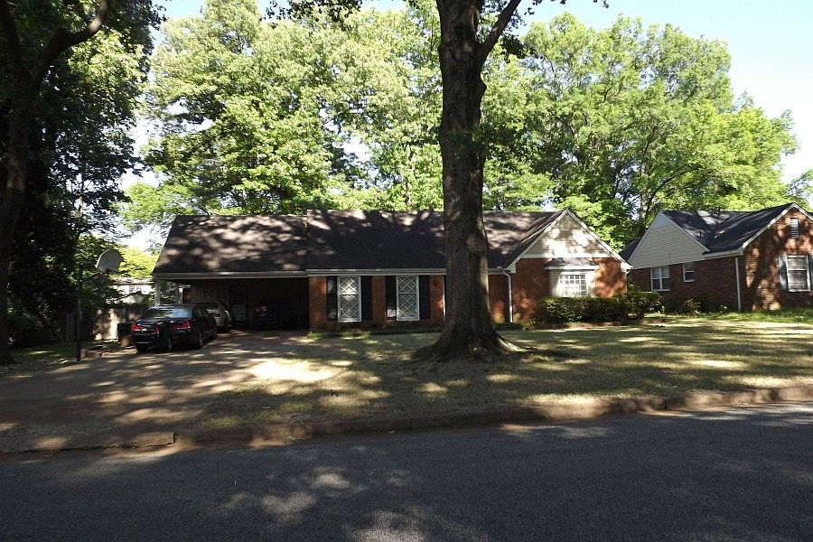 1st image of 3130 Glen Echo Dr