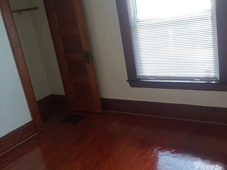 2706 Midland Ave — Photo 41