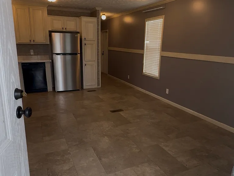 7128 Cherry St — Photo 4