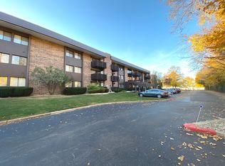 1423 Woodbridge Rd APT 2B, Joliet, IL 60436