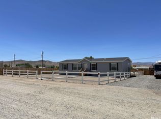 53 Whiteface Ln, Yerington, NV