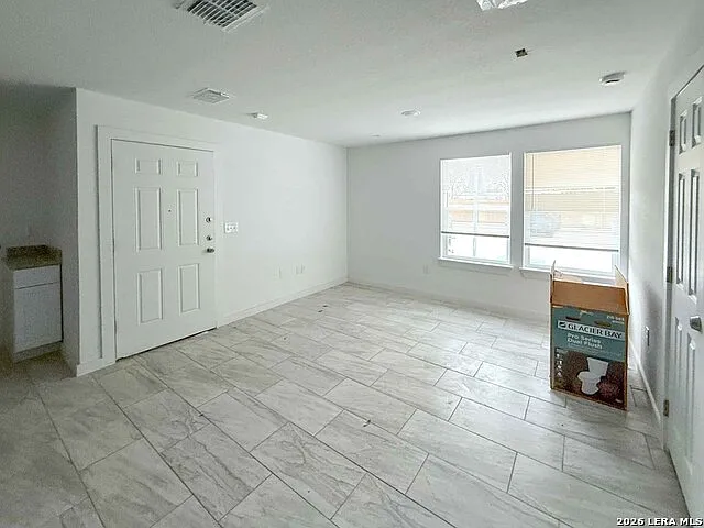 346 Ware Blvd — Photo 7
