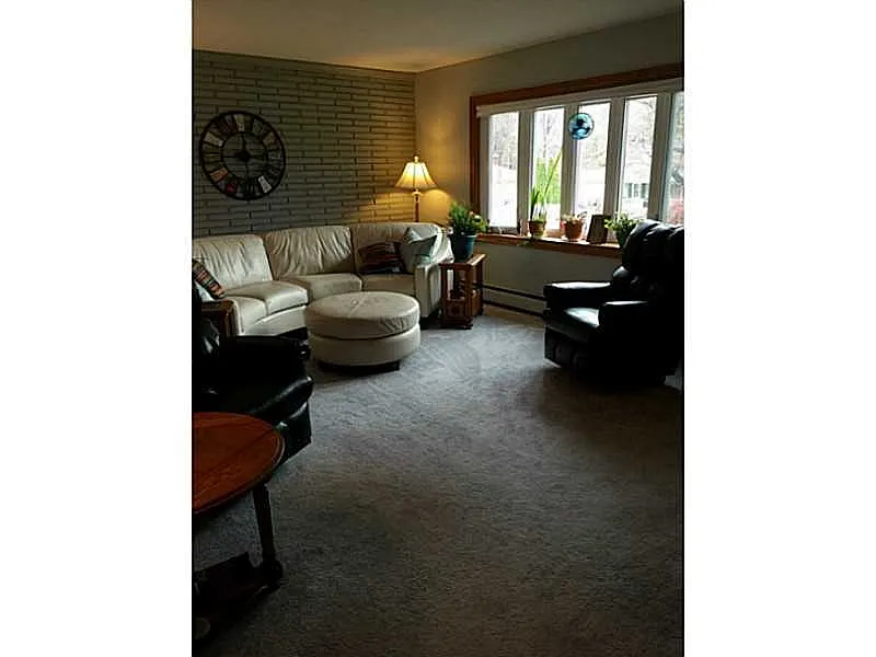 423 Glenridge Rd photo 1