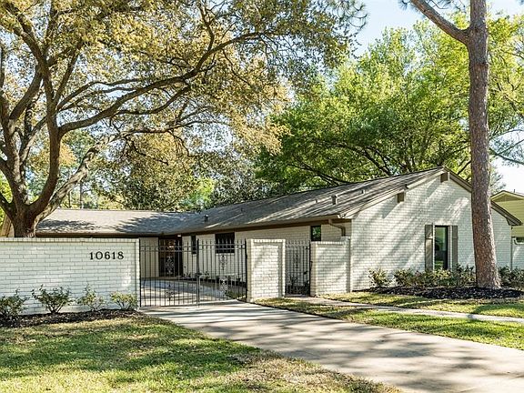 Nice mature trees on this roomy lot!