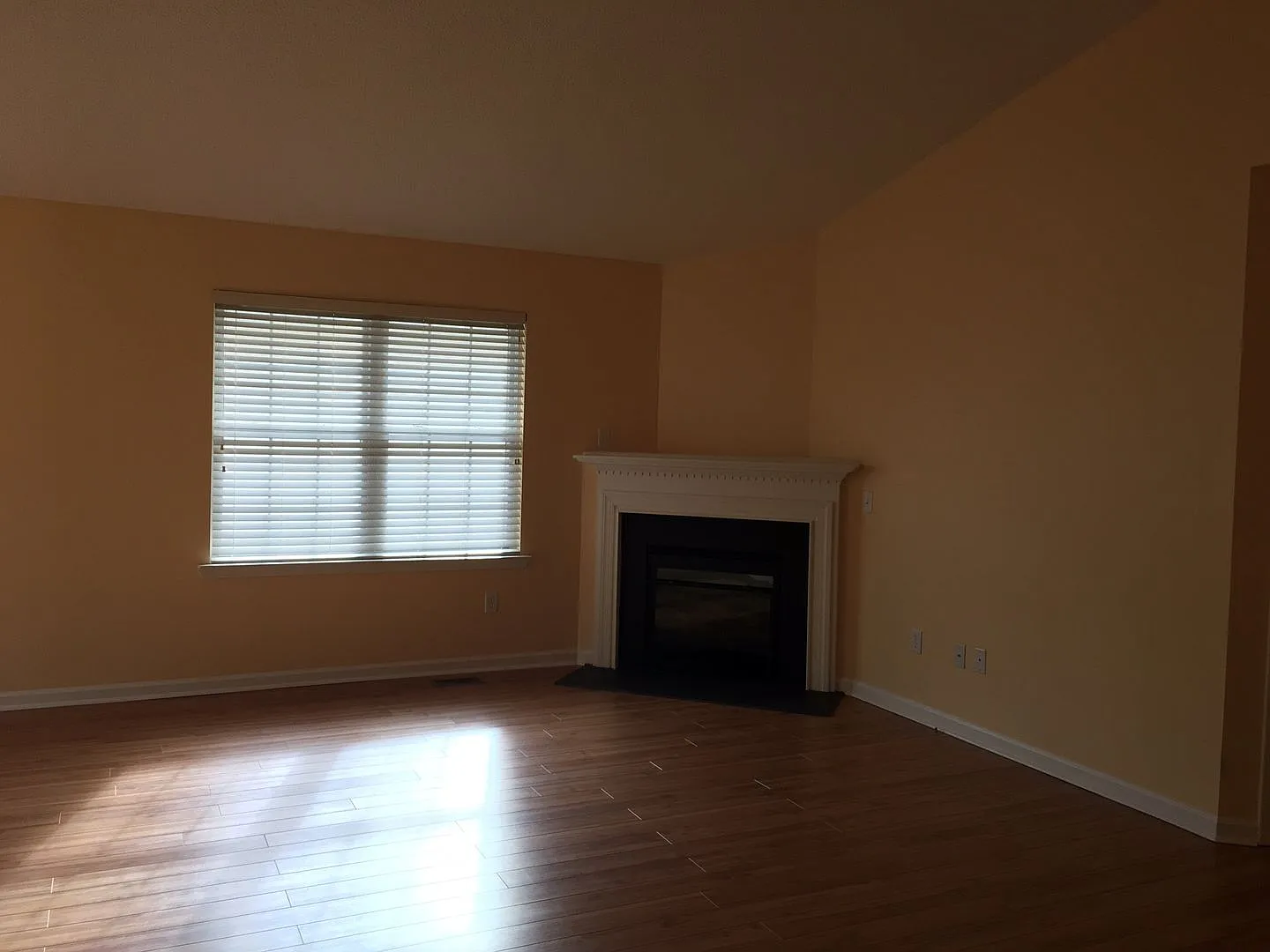 Bedford Place — Photo 3