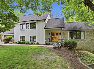 755 Round Ct, Zionsville, IN 46077