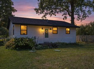 7160 Windoga Lake Dr, Weidman, MI 48893
