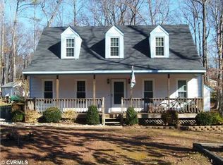 6901 Velvet Antler Dr, Midlothian, VA 23112