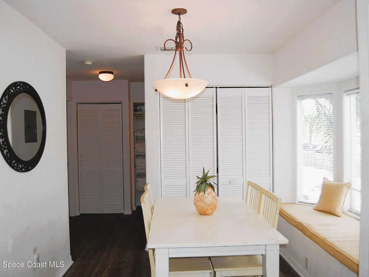 2 bed, 2.0 bath, 1014 sqft, $2,100 — Photo 3