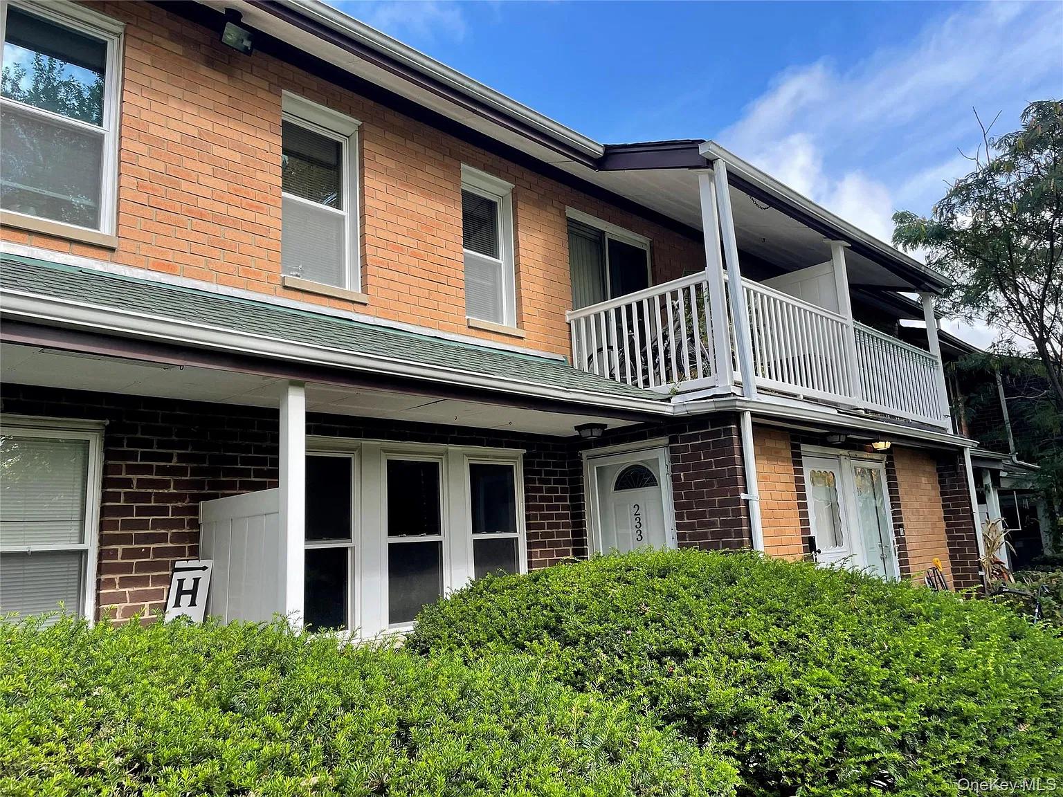 1 bed, 1.0 bath, 836 sqft, $2,500 — Photo 2