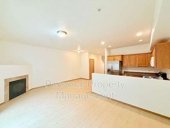 5th image of 855 NW Ivy St